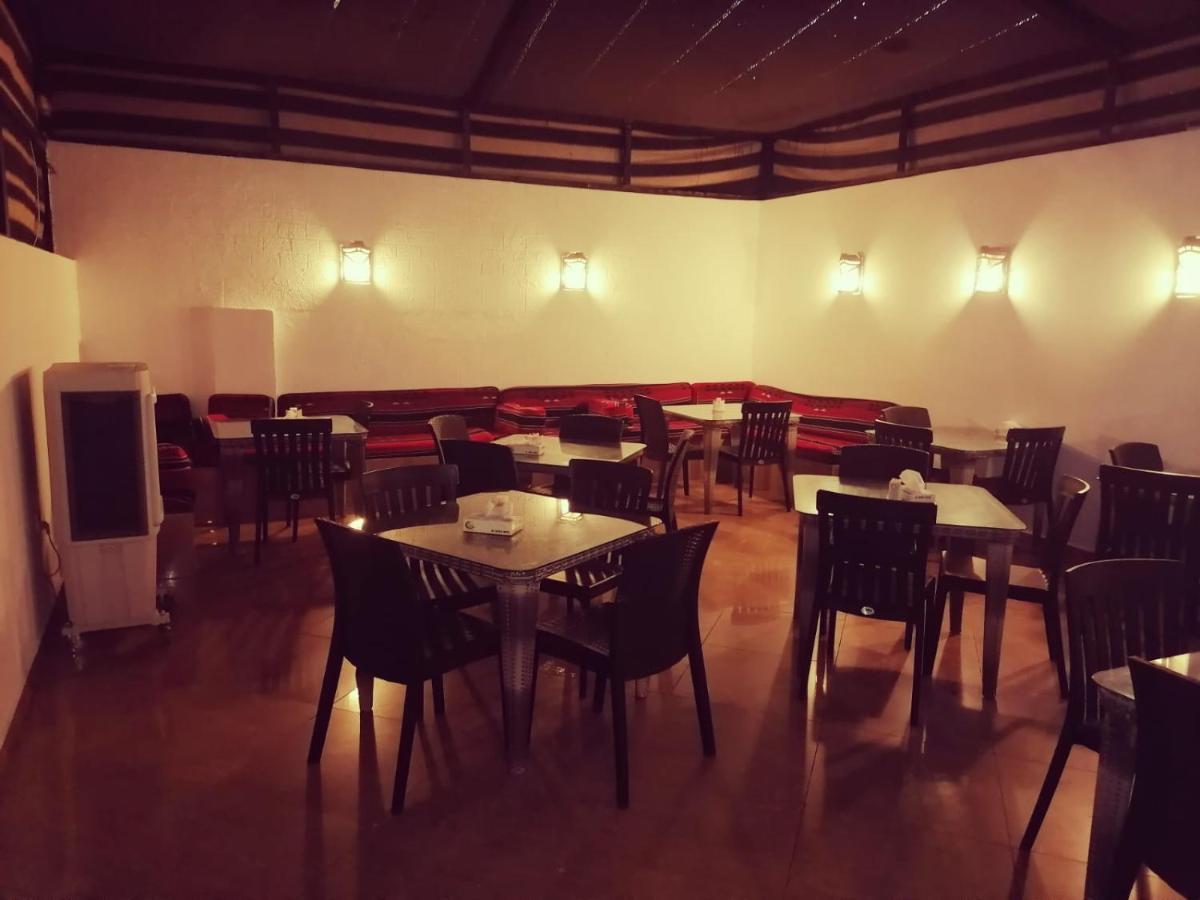 Al Qidra Hotel & Suites Aqaba Ngoại thất bức ảnh