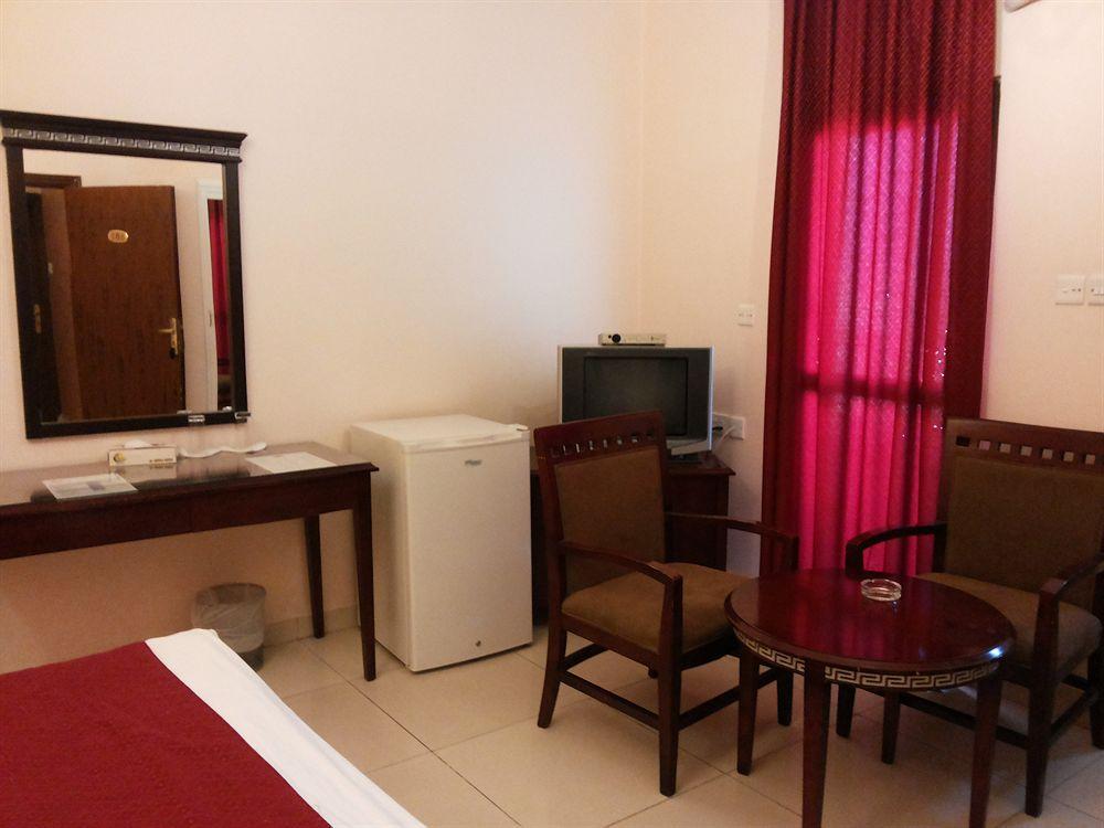 Al Qidra Hotel & Suites Aqaba Ngoại thất bức ảnh