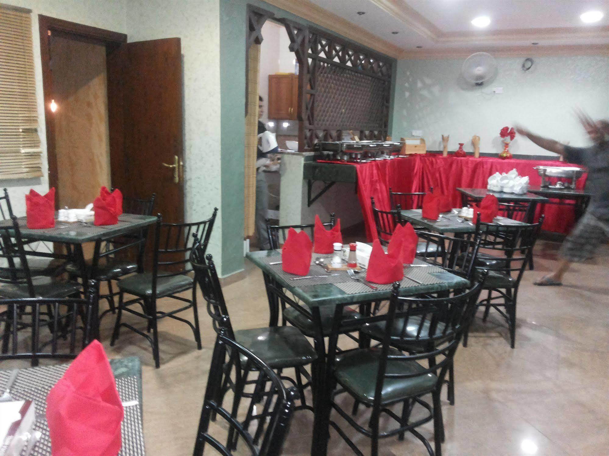 Al Qidra Hotel & Suites Aqaba Ngoại thất bức ảnh