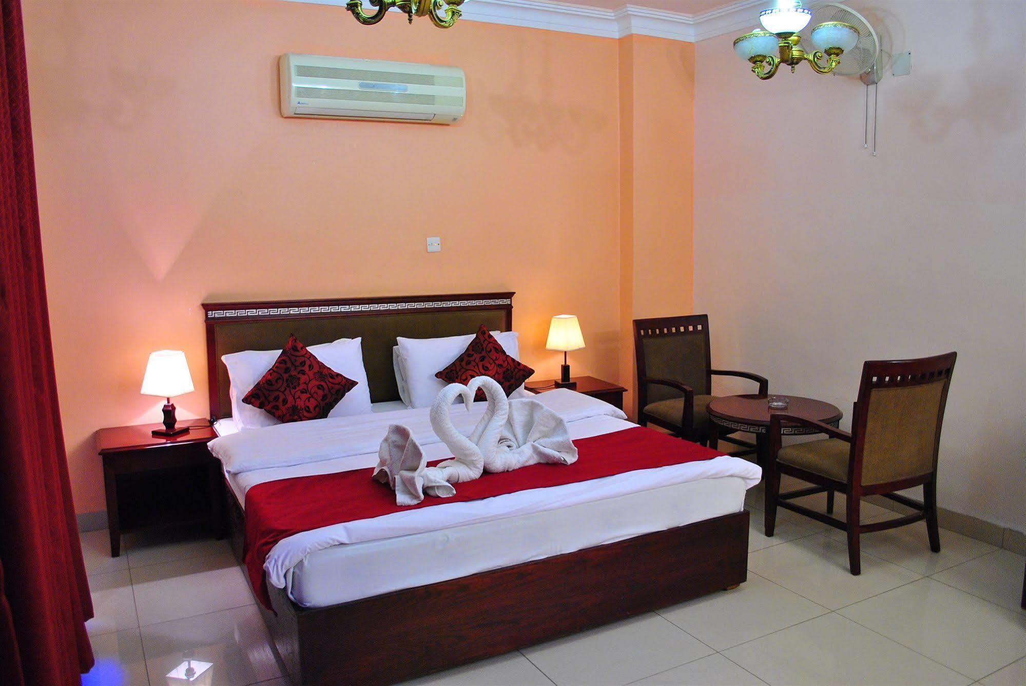 Al Qidra Hotel & Suites Aqaba Ngoại thất bức ảnh
