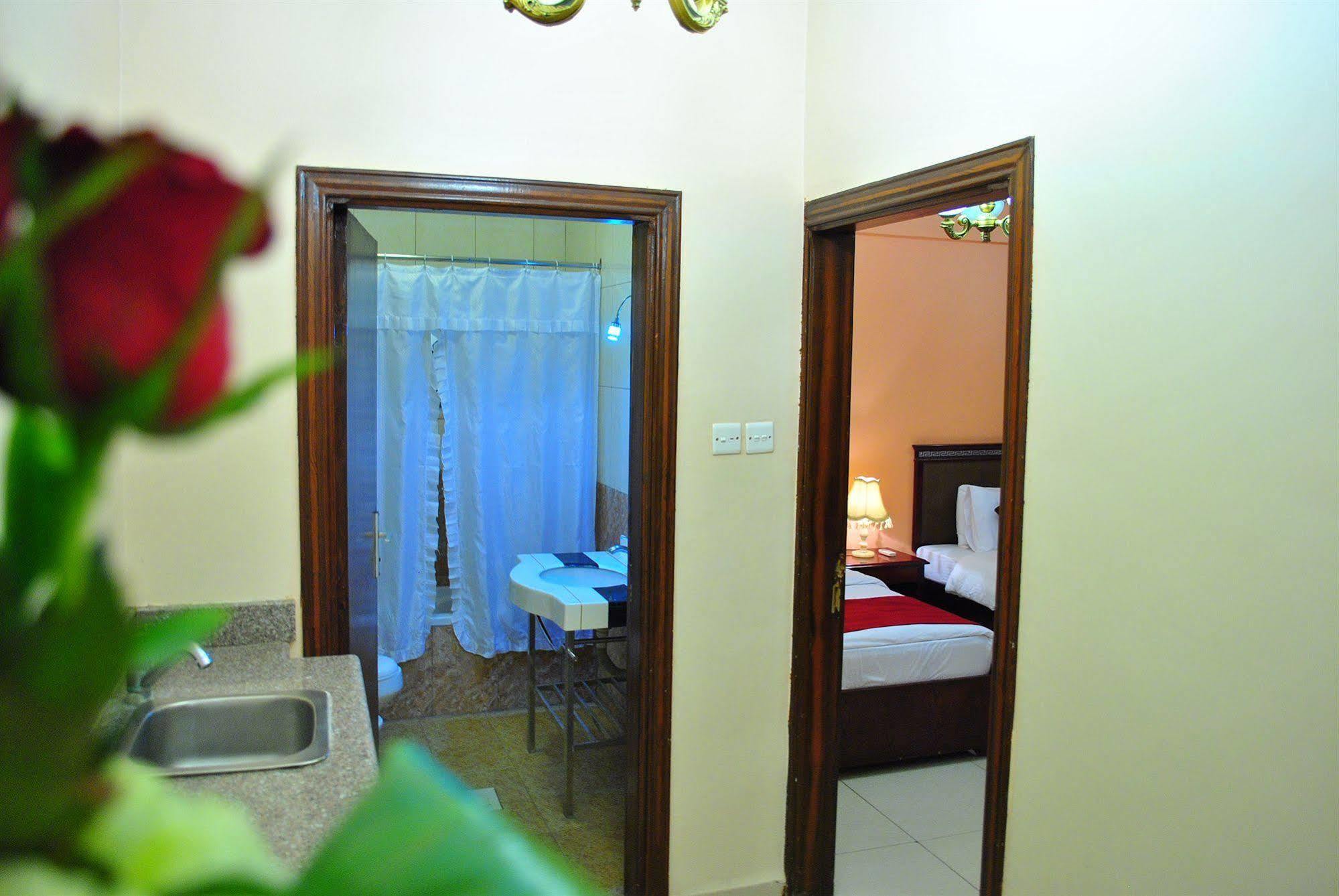 Al Qidra Hotel & Suites Aqaba Ngoại thất bức ảnh