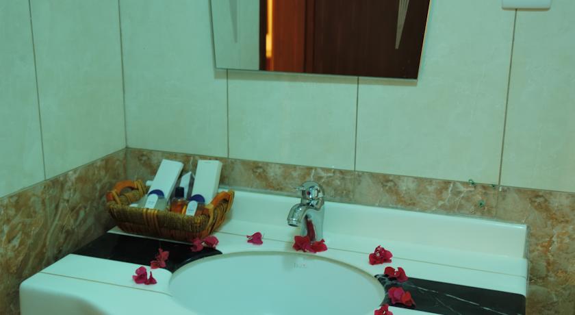 Al Qidra Hotel & Suites Aqaba Ngoại thất bức ảnh